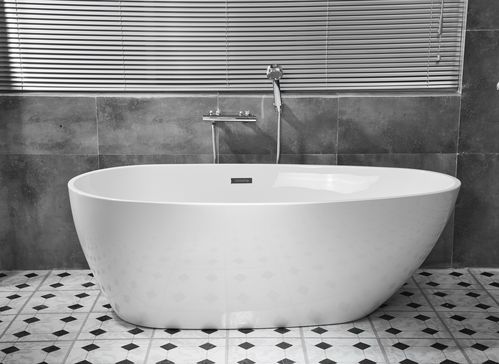 bathtub-bathtub effect