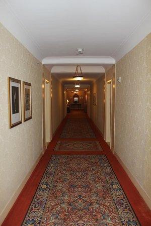 hallway-hallway翻译成中文